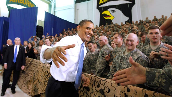 obama greets troops 050611